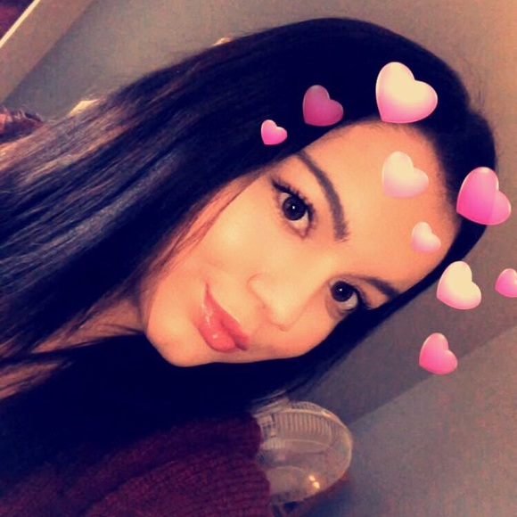 Meet your Posher, Faith - Picture 1 of 1